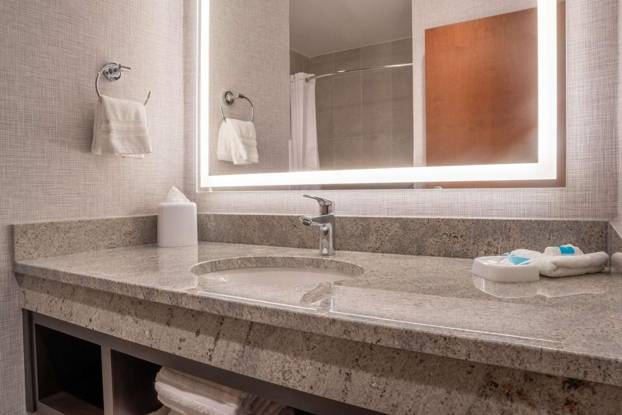 Drury Plaza Hotel Κόλετζ Στέισον Εξωτερικό φωτογραφία